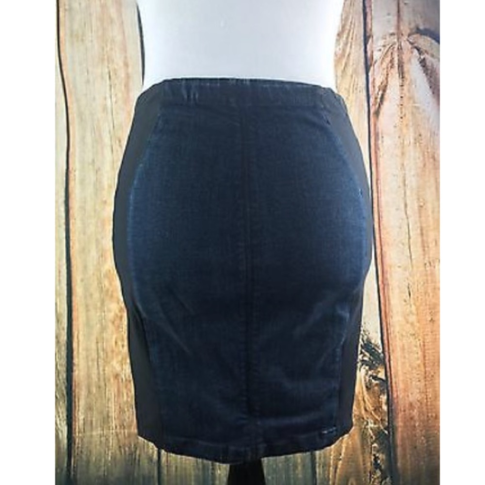 Helmut Lang Pencil skirt